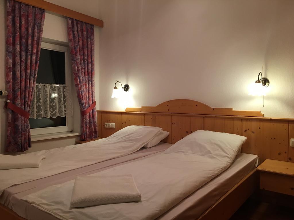 Gasthof Zum Hochfelln Bergen (Bavaria) Ngoại thất bức ảnh
